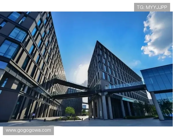 国际赛事群星闪耀新秀崛起引爆全球体育焦点动态速览前瞻热评